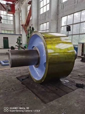 Roterande ugnsstödrulle